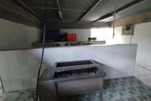 Granja de 13.6 ha con casa, galeras y río en natá, coclé