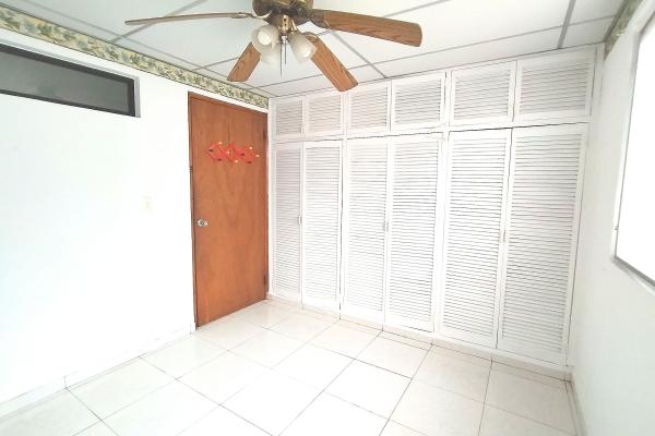 Sale of townhouse in villa cáceres