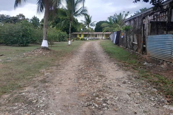 Sale of a property on the inter-american highway