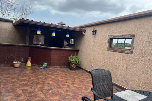 Venta casa espaciosa en brisas del golf
