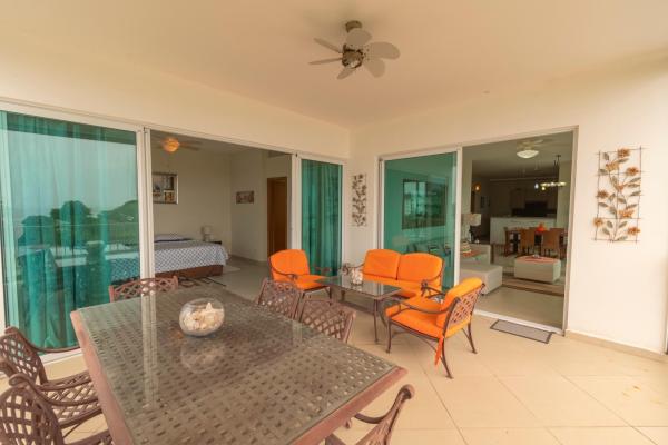 Apartamento con vista al mar en ph cocolí