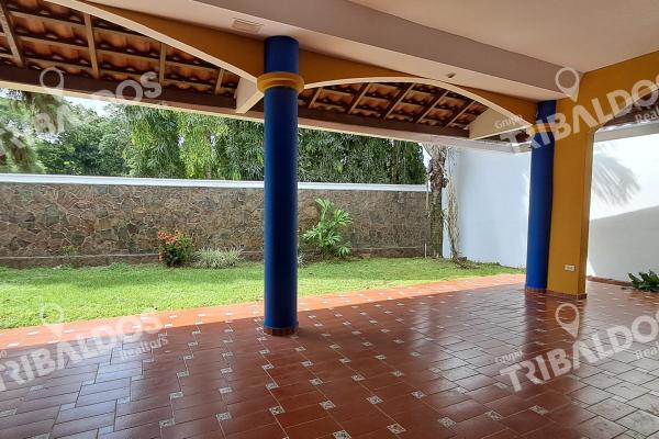 Venta de casa adosada en dos mares muy espaciosa