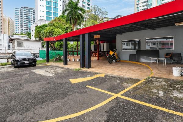 Alquiler de terreno con edificación en el cangrejo