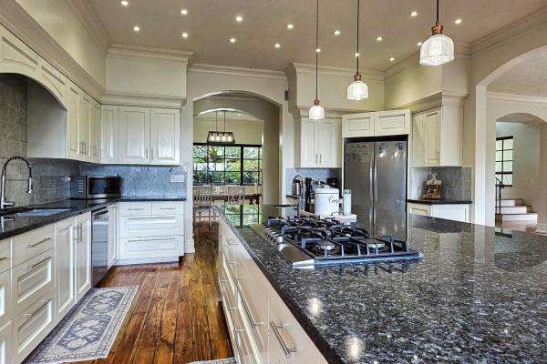 Luxury mountain estate in volcan, tisingal