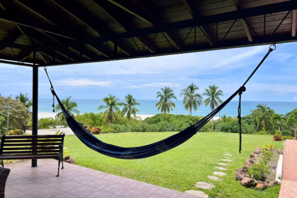 Se vende casa frente al mar en sea cliff