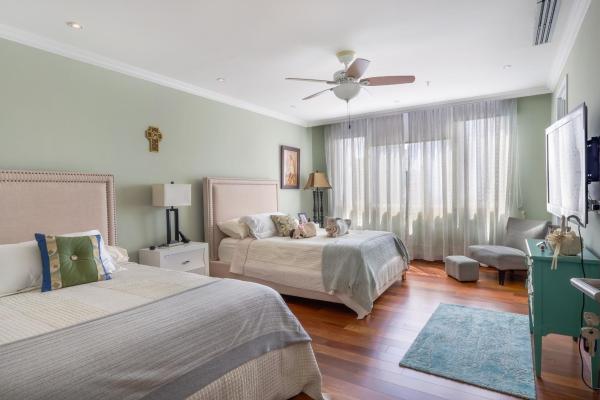 Venta de apartamento en p.h santorini, coco del mar
