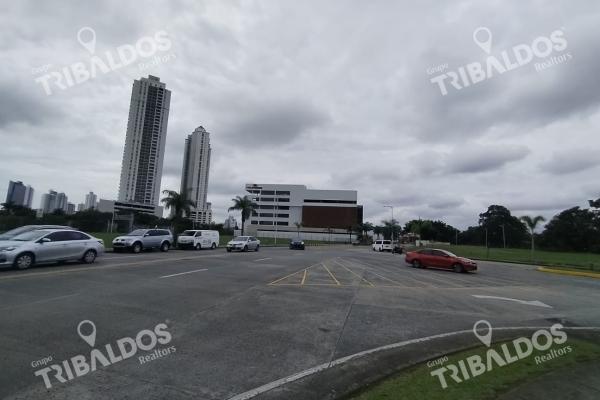 Venta de terreno en santa maria business district