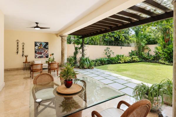 Venta de casa duplex en altos del golf
