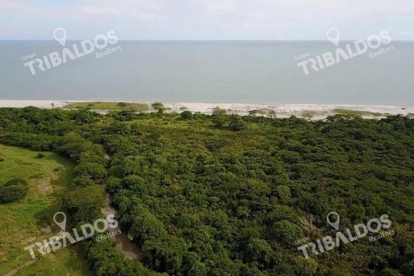 Sale of land in juan hombron