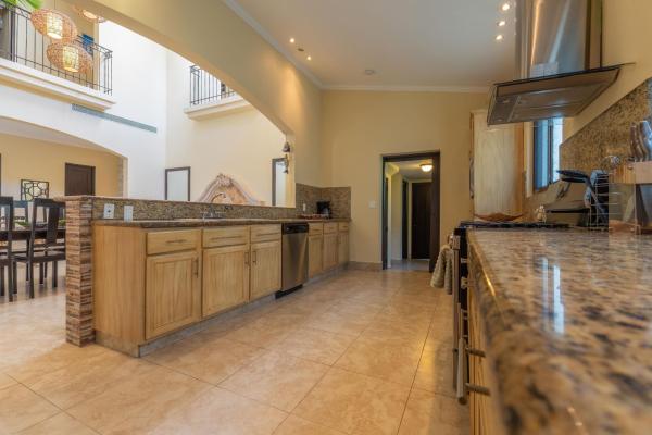 Gorgeous beachfront house for sale in buenaventura