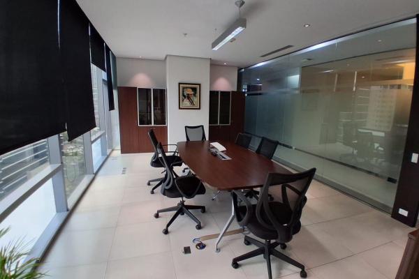 Office for sale or rent with option to purchase