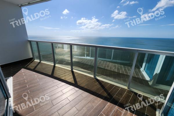 Venta de apartamento en ocean waves nueva gorgona
