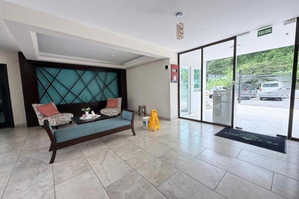 Amplio apartamento familiar en venta en pine hill