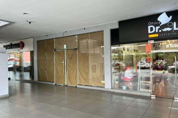 Alquiler de local comercial en centennial plaza
