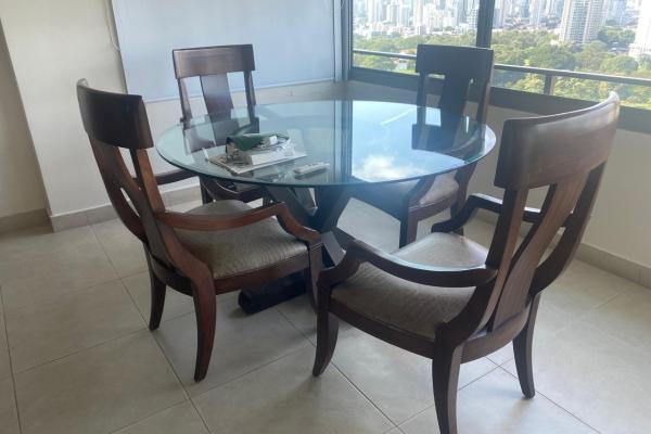 Venta de apartamento en golf tower, altos del golf