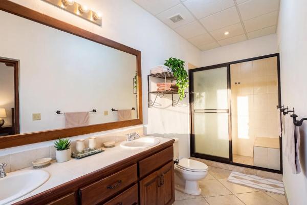 Amplio apartamento amueblado en planta baja en valle
