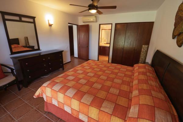 Casa adosada de 4 habitaciones en costa blanca