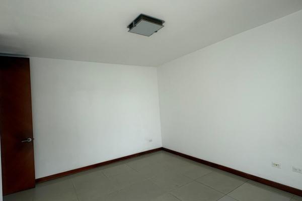 Venta de apartamento en ph bahia del golf, coco del mar