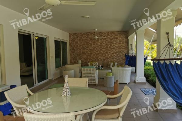 Bijao beach club & residences