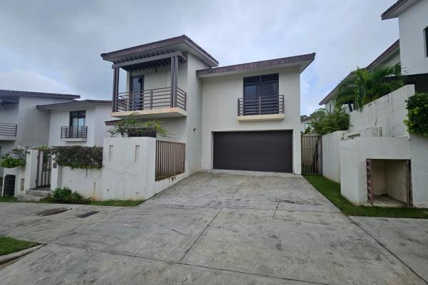 Se vende casa en ph nativa, reposeída