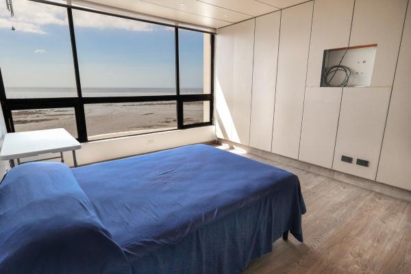 Apartment for sale in coco del mar oceanfront
