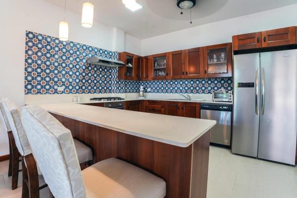 Se vende apartamento en casco viejo, star & herald