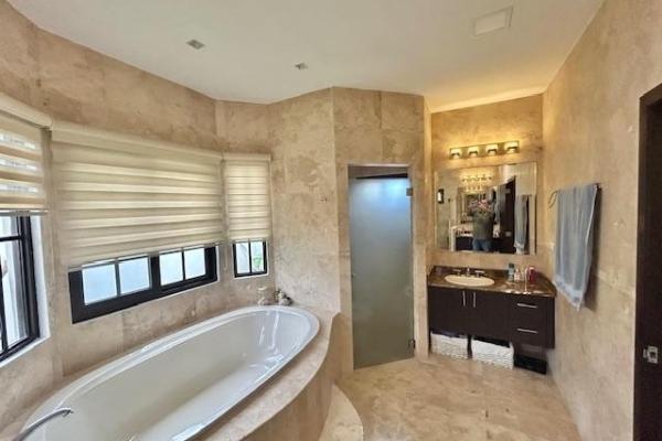 Spectacular house for sale in sunset coast