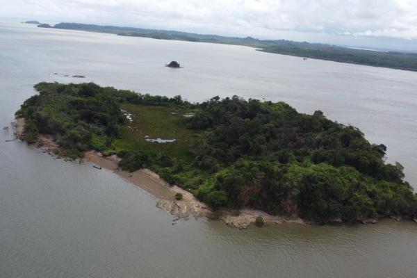 Where the darien jungle meets the pacific