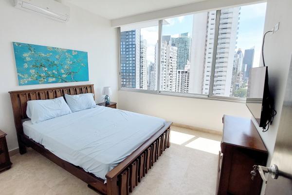 Hermoso apartamento en ave. balboa, ph sky residence con vista al mar