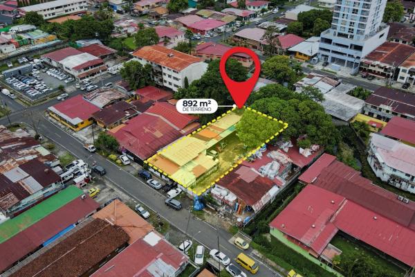 Venta de terreno comercial en parque lefevre
