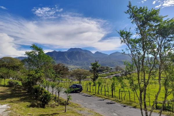 Prime volcán lot for sale