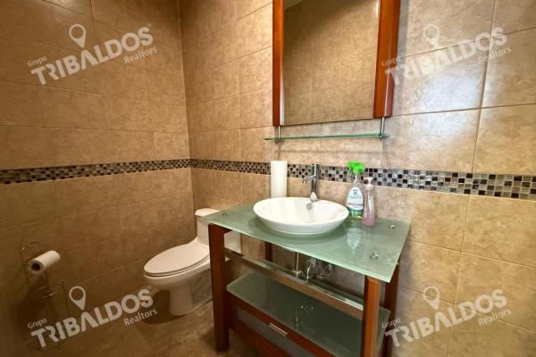 Office rental at capital plaza costa del este