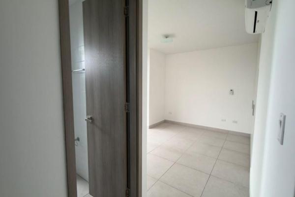 Apartment for sale in condado del rey tower 700