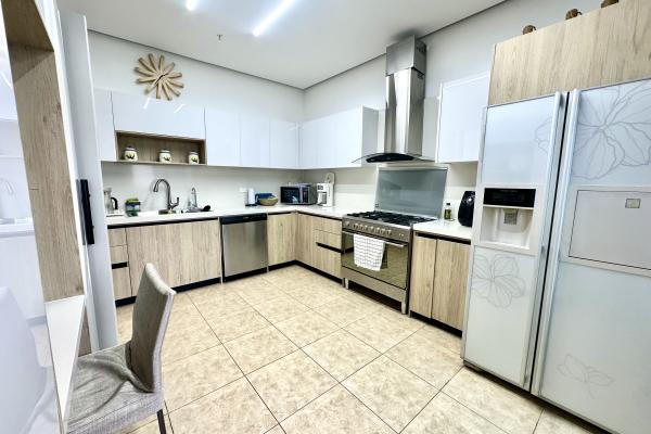 Beautiful condo for sale in costa del este ph titanium