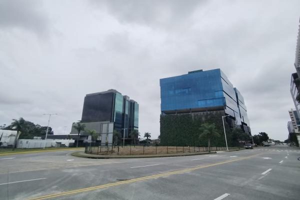 Sale of land in santa maria business district