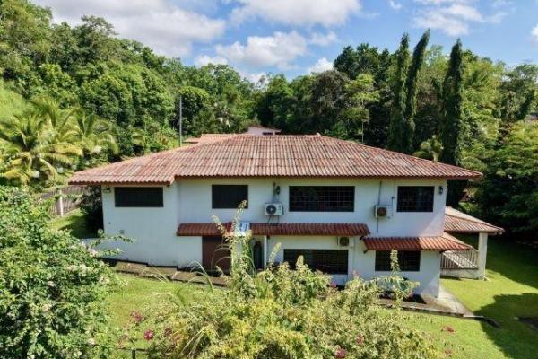 Gran propiedad con 2 residencias independientes en las cumbres