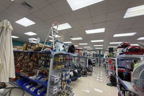 Se vende local comercial con galera bodega