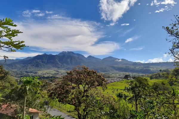 Lote privilegiado en venta en volcán