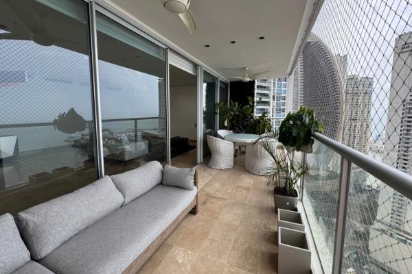 Q tower en punta pacifica