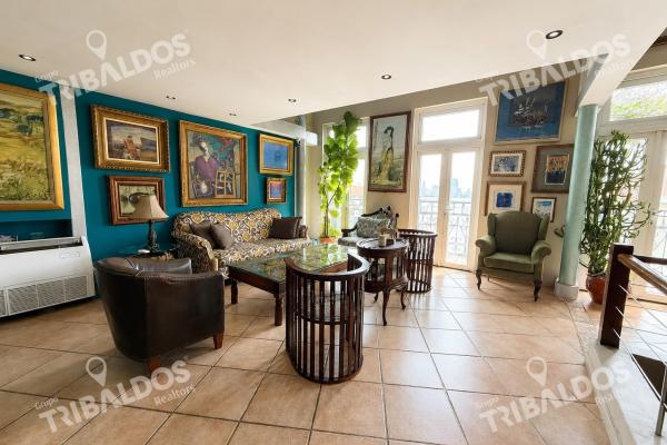 Residential building for sale in casco antiguo