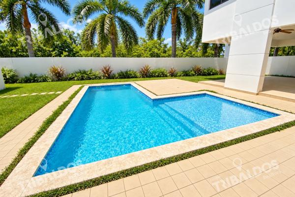 Venta de casa en costa del este
