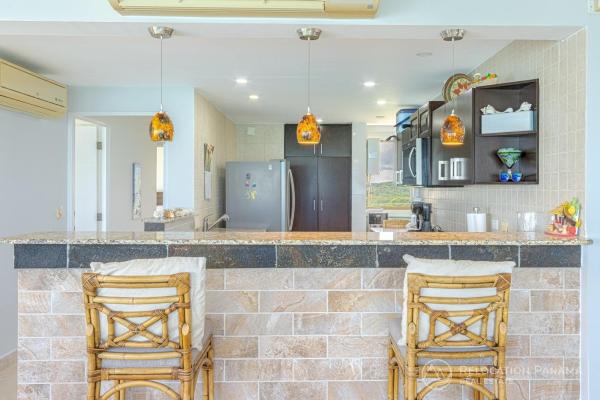 Condominio de lujo frente al mar en boutique biltmore – nueva gorgona