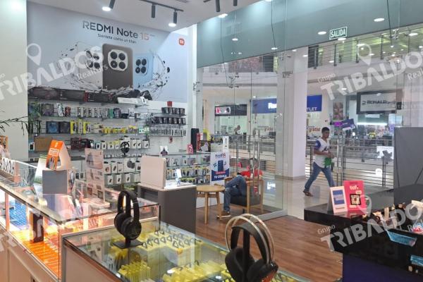 Venta de local comercial con mezzanine en los andes mall