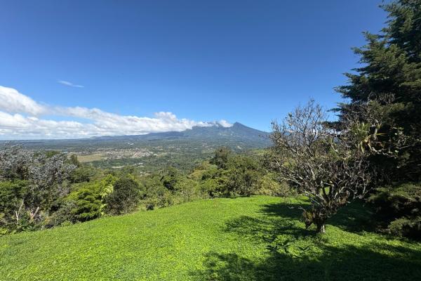 Commanding panoramic view of volcan baru