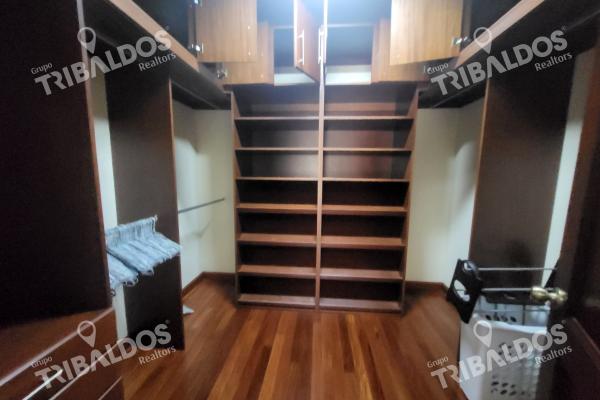 Venta de amplia casa en camino de cruces