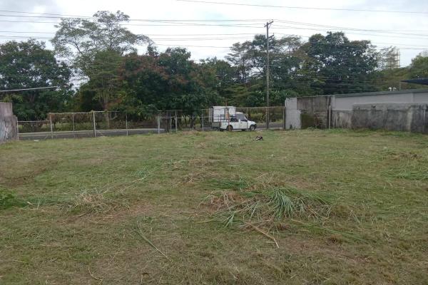 Venta de terrero de 1000mts2 en la avenida santa e