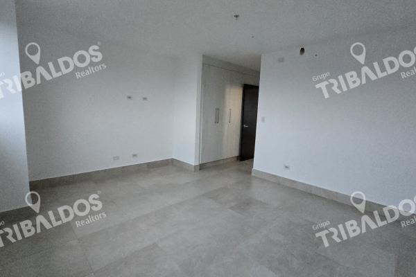 Venta de apartamento en ocean waves nueva gorgona
