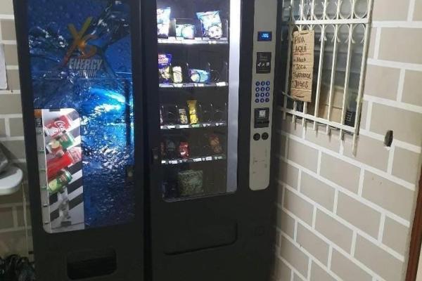 Operating building for sale in santa ana