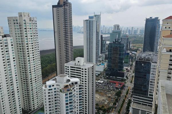 Venta de apartamento en parkside costa del este panama city