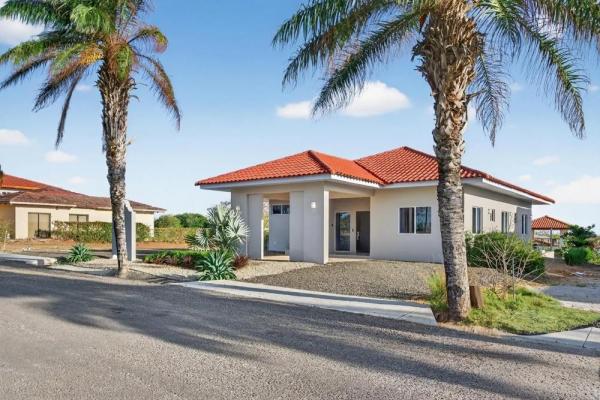 Casa moderna con vista al mar en andromeda estates pedasi